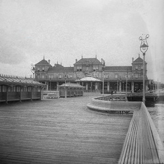 Gonzalez Venzano - Hotel de Pocitos 01
