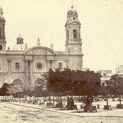 Iglesias y Templos