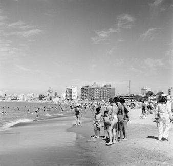 playa Pocitos 02