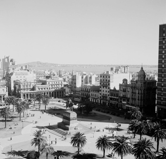 Plaza Independencia 02