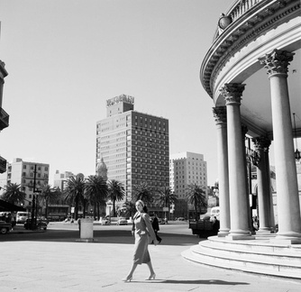 Teatro solis y victoria plaza