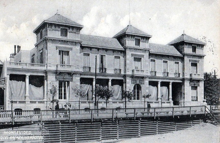 hotel pocitos 70