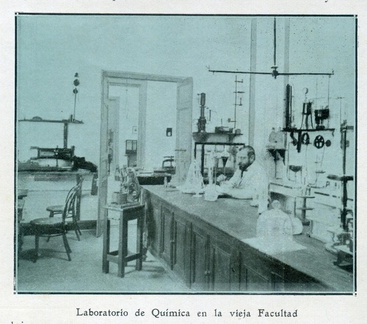 El Libro Del Centenario Del Uruguay-page 497-recorte1