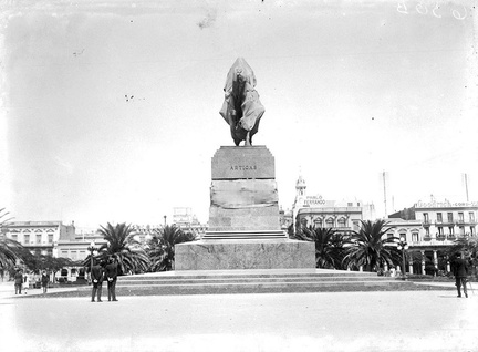monumento artigas-11