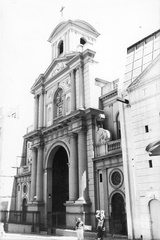 senora de lourdes 01